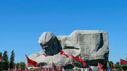 В День Независимости – единым строем!